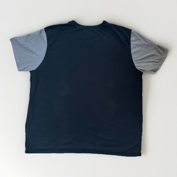 Nike Kobe Mamba T-Shirt Men’s 2XL Black And Gray Sheath Dots Logo Dri Fit - Picture 2 of 9